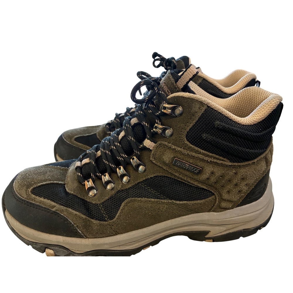 Skechers Hiking Boots Mens 9.5 Green Black Excellent Waterproof Outdoor Trail